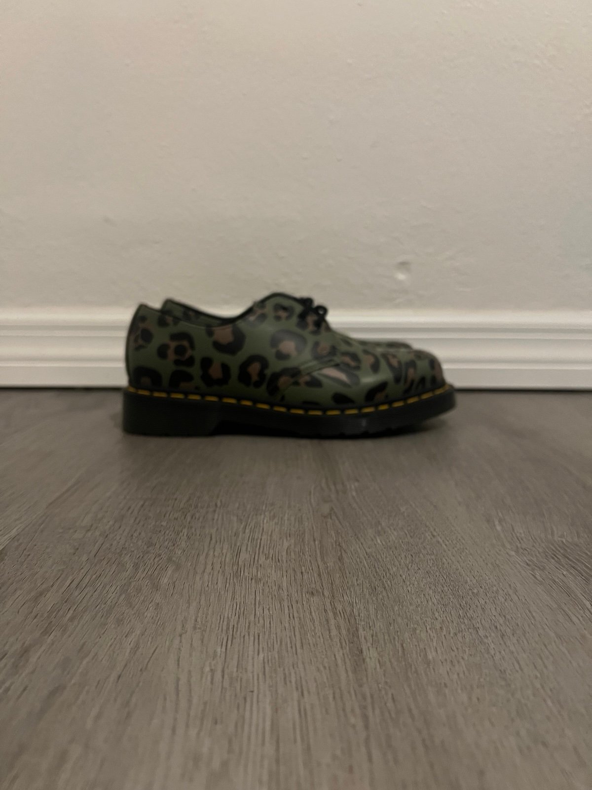 Dr.Martens 1461 Distorted Leopard Print Oxford Shoes Mens Size 6/Women’s Size 7