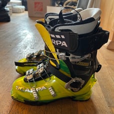 Scarpa Pegasus ski boot size 280