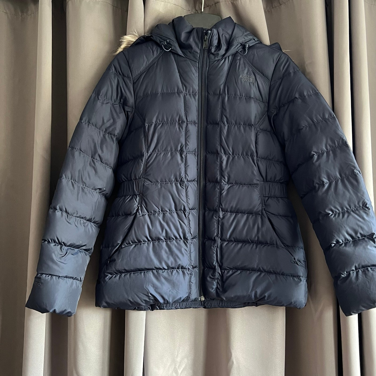 The North Face Navy Goose Down Jacket with Faux Fur Hood. Size L.