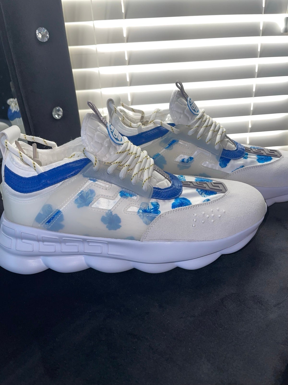 Versace Chain Reaction