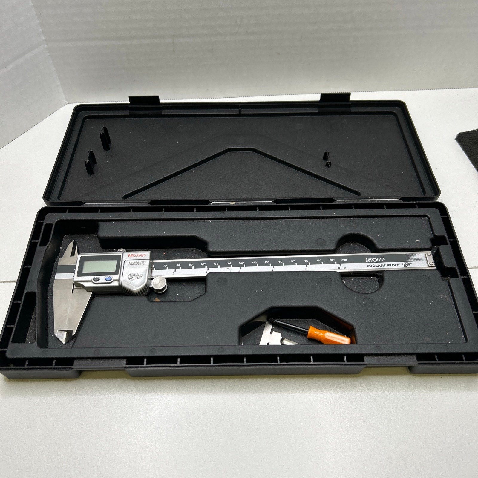 Mitutoyo IP67 Digital Caliper 150mm 500-706-20 Absolute Coolant Proof