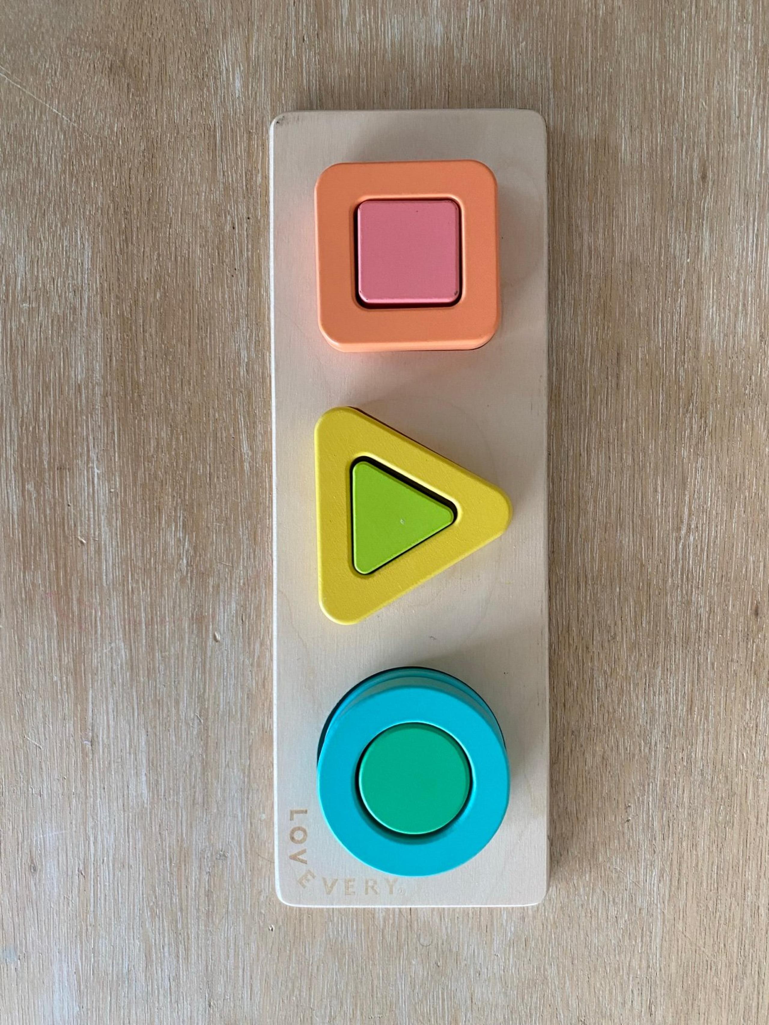 Lovevery Geo Puzzle