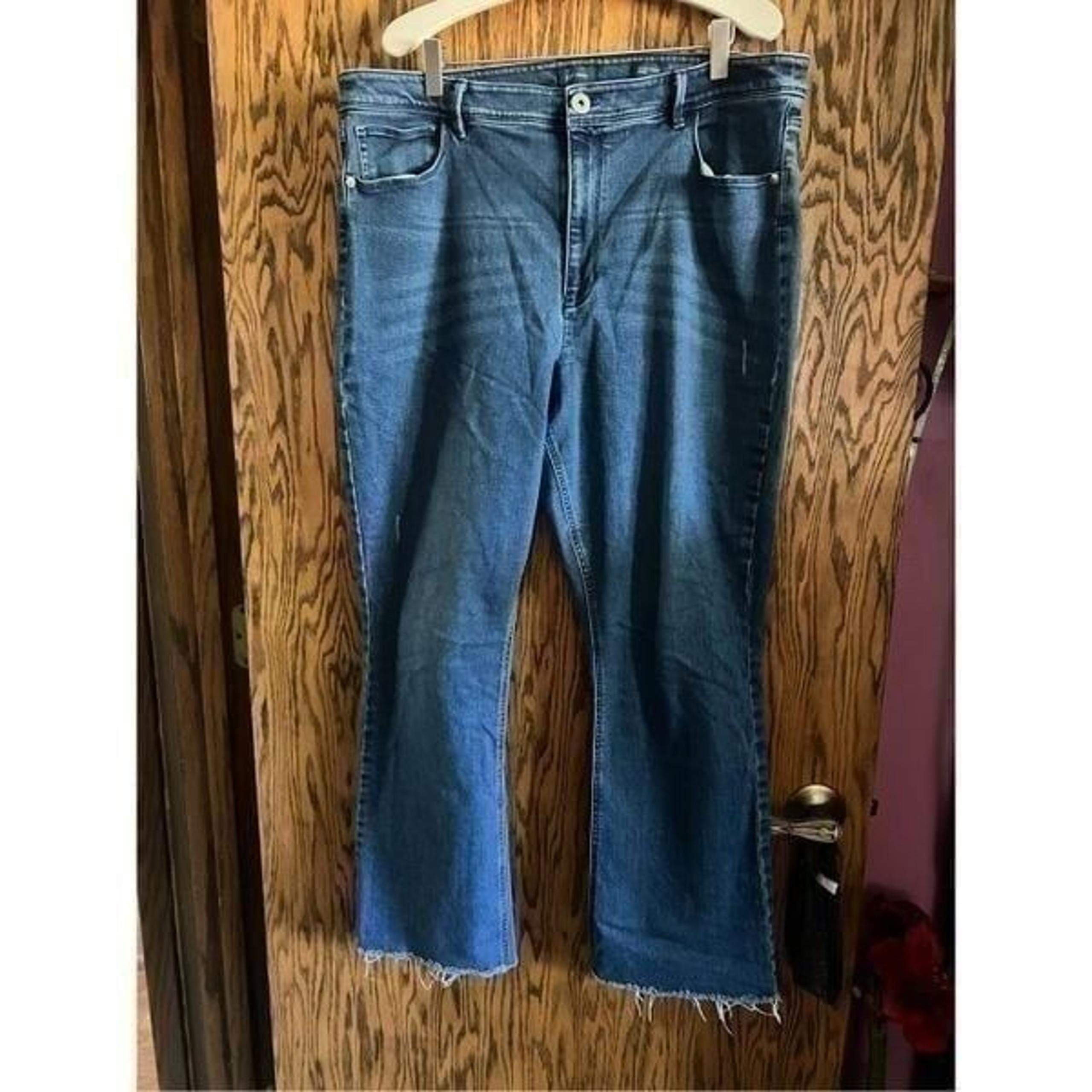 J. Jill Denim Kick Flare Ankle Jeans Woman’s Size 18