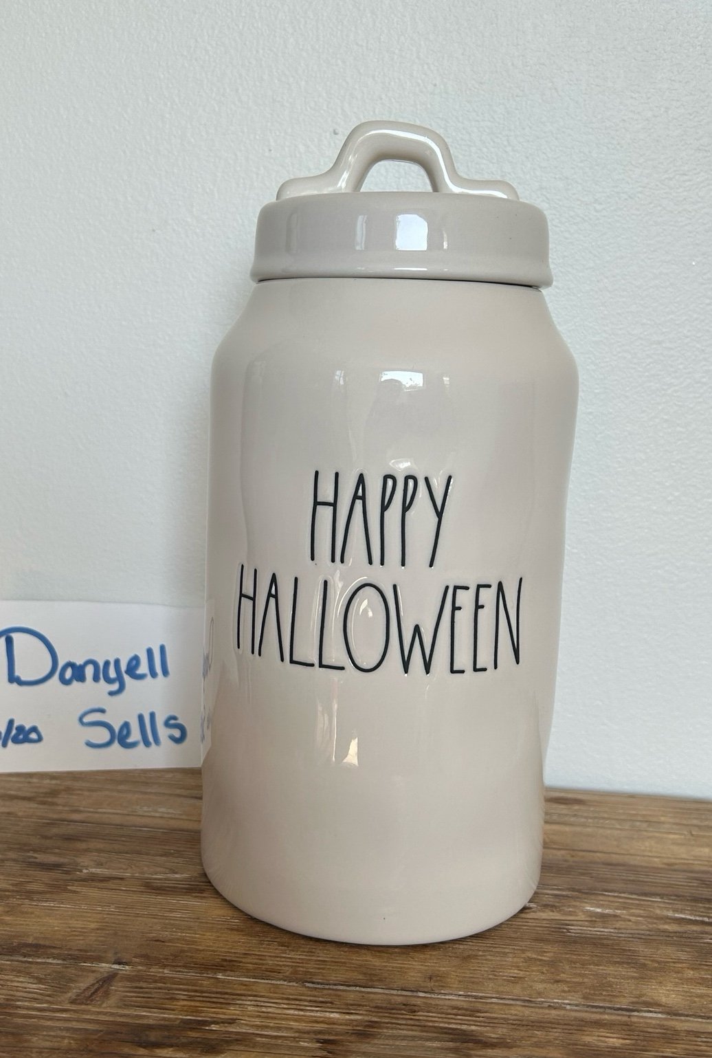 HAPPY HALLOWEEN CANISTER