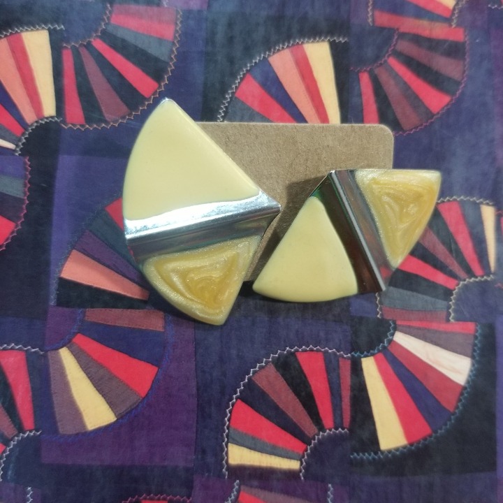 Funky shaped yellow and silver sparkling retro earrings