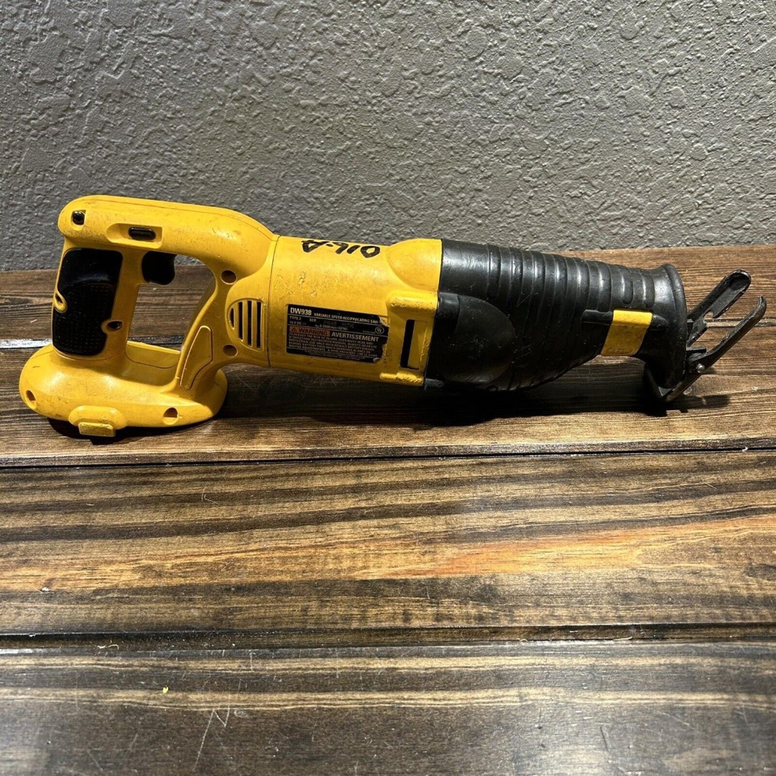 DeWalt DW938 18V Variable Speed Cordless Reciprocating Saw, Tested, Tool Only