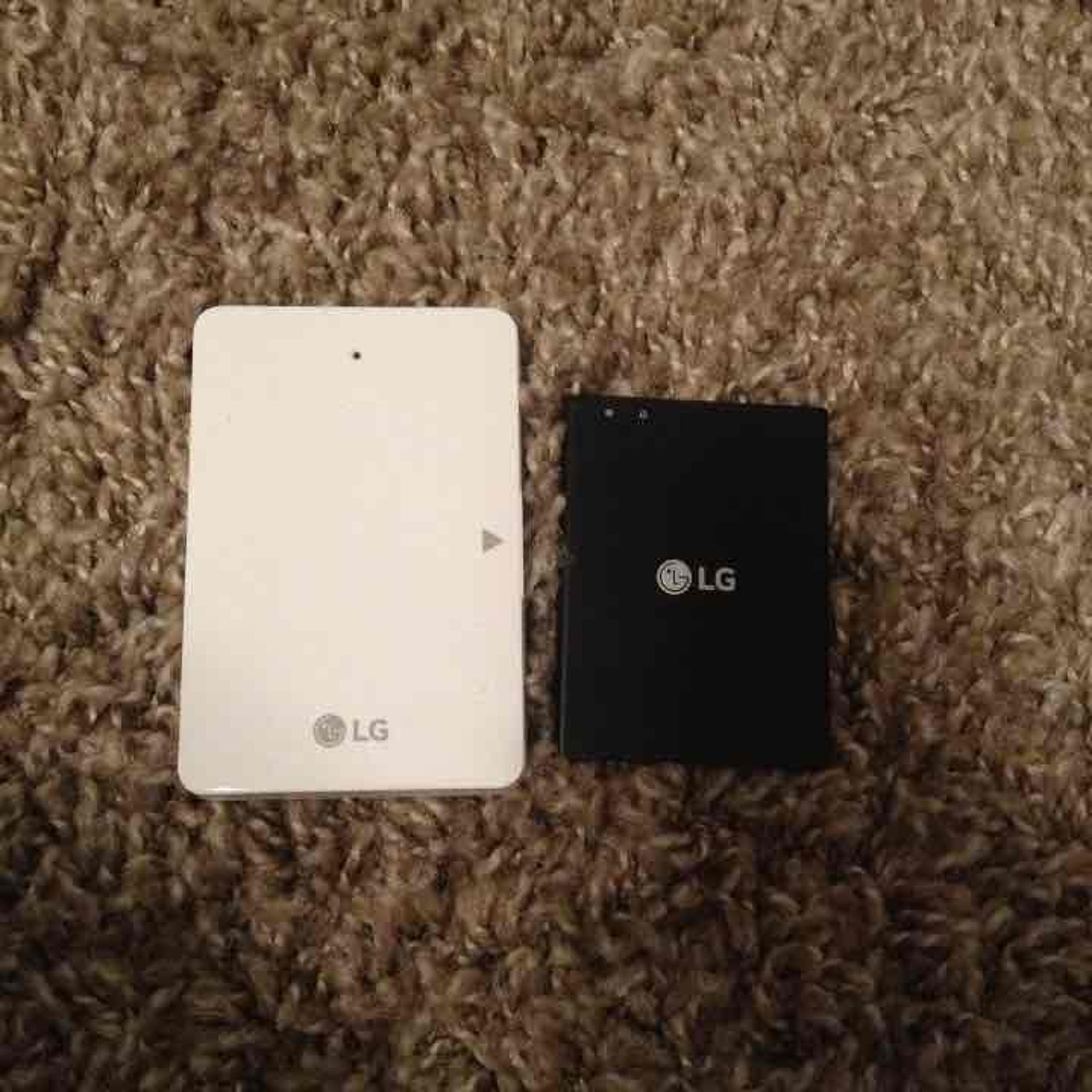 LG v10 battery and Charging cradle