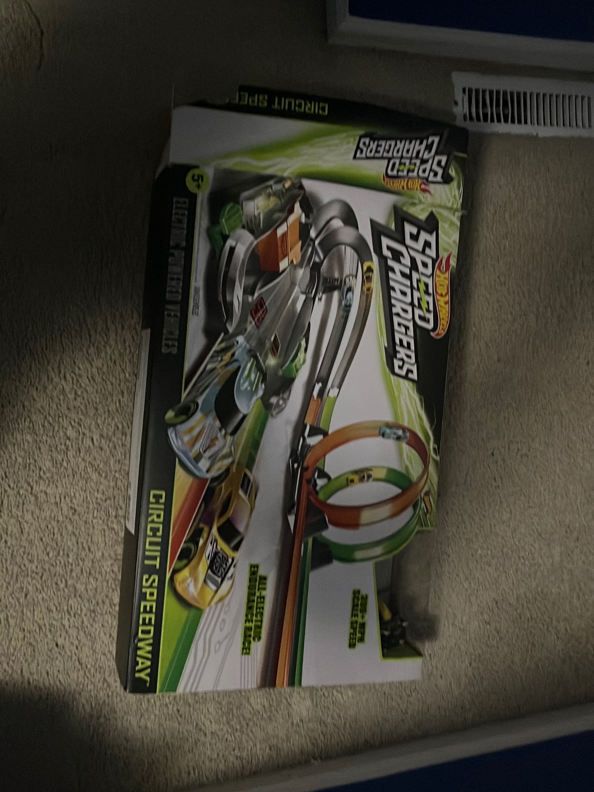 Mattel Hot Wheels speed chargers circuit speedway