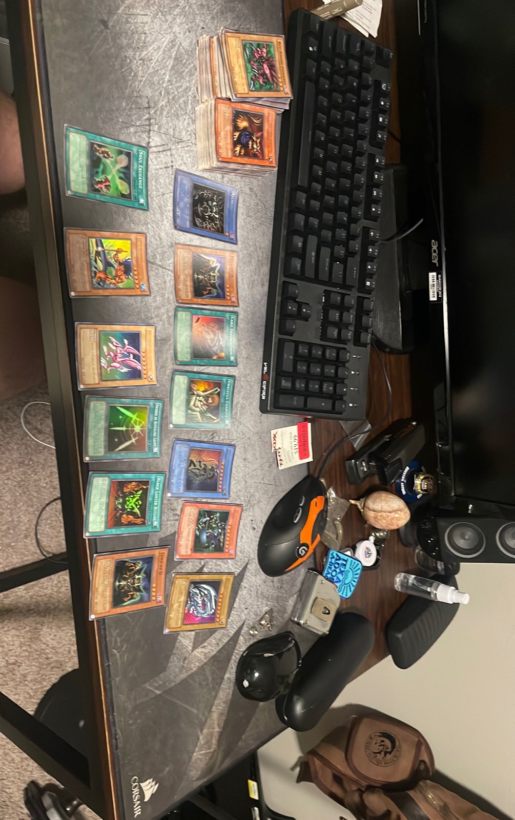 200 Yu-Gi-Oh Cards Incuding 13 Holos