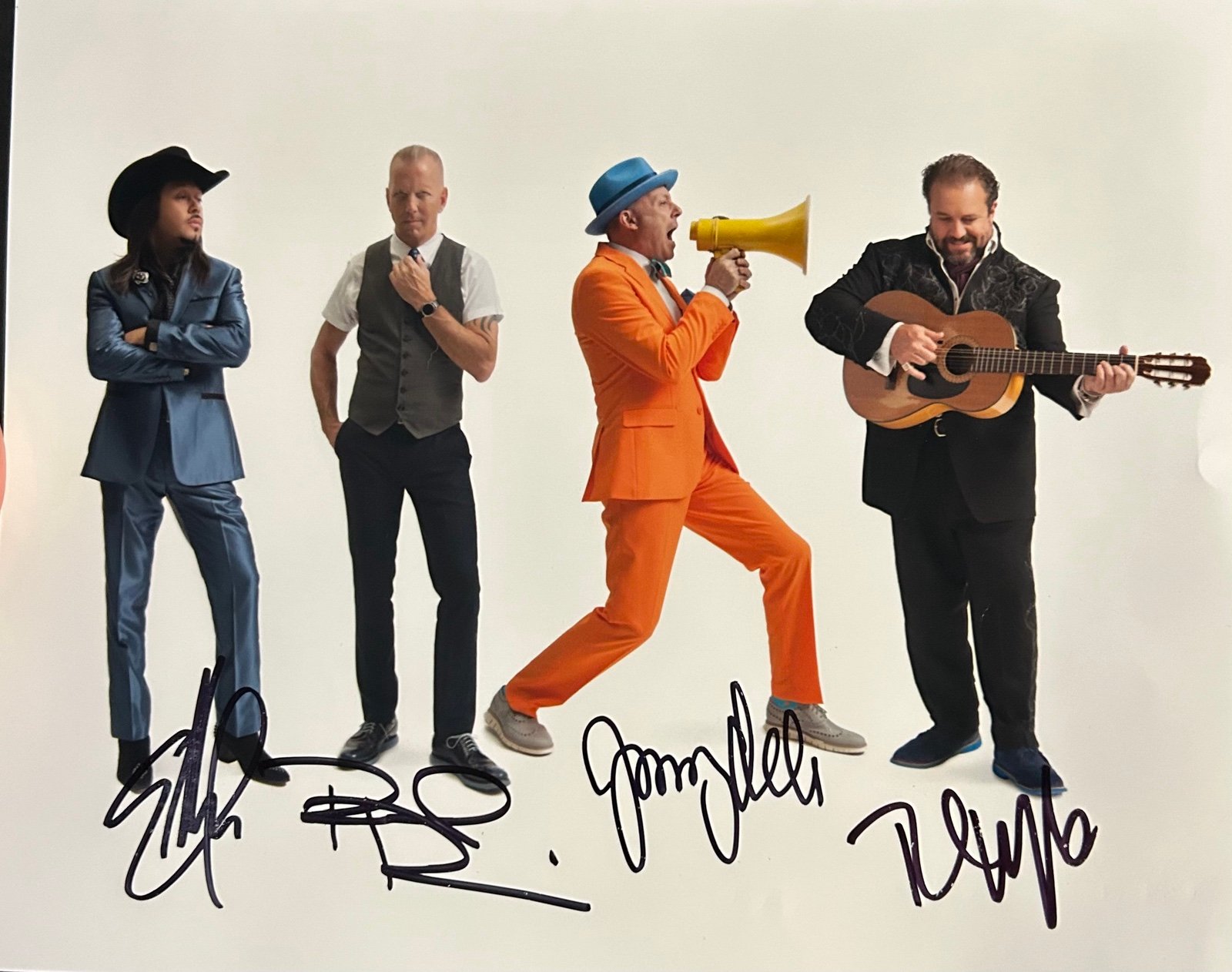 Autographed The Mavericks Signed 8x10 Country Band