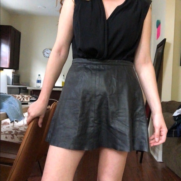 100% Lamb Leather Mini Skirt (Small)