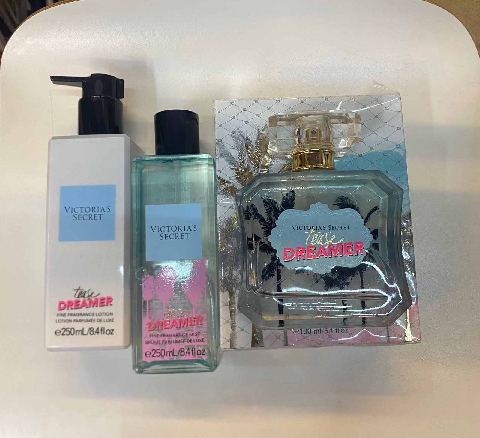 Tease dreamer Victoria Secret