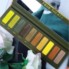 Melt Cosmetics Four Twenty Eyeshadow Palette 420 BNIB
