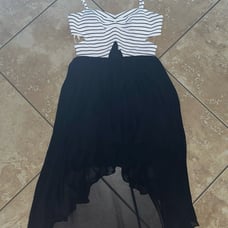 “Hailey Logan” Dress By Adrianna Papell Sz 5-6