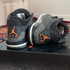 Jordan 3 Retro Fear