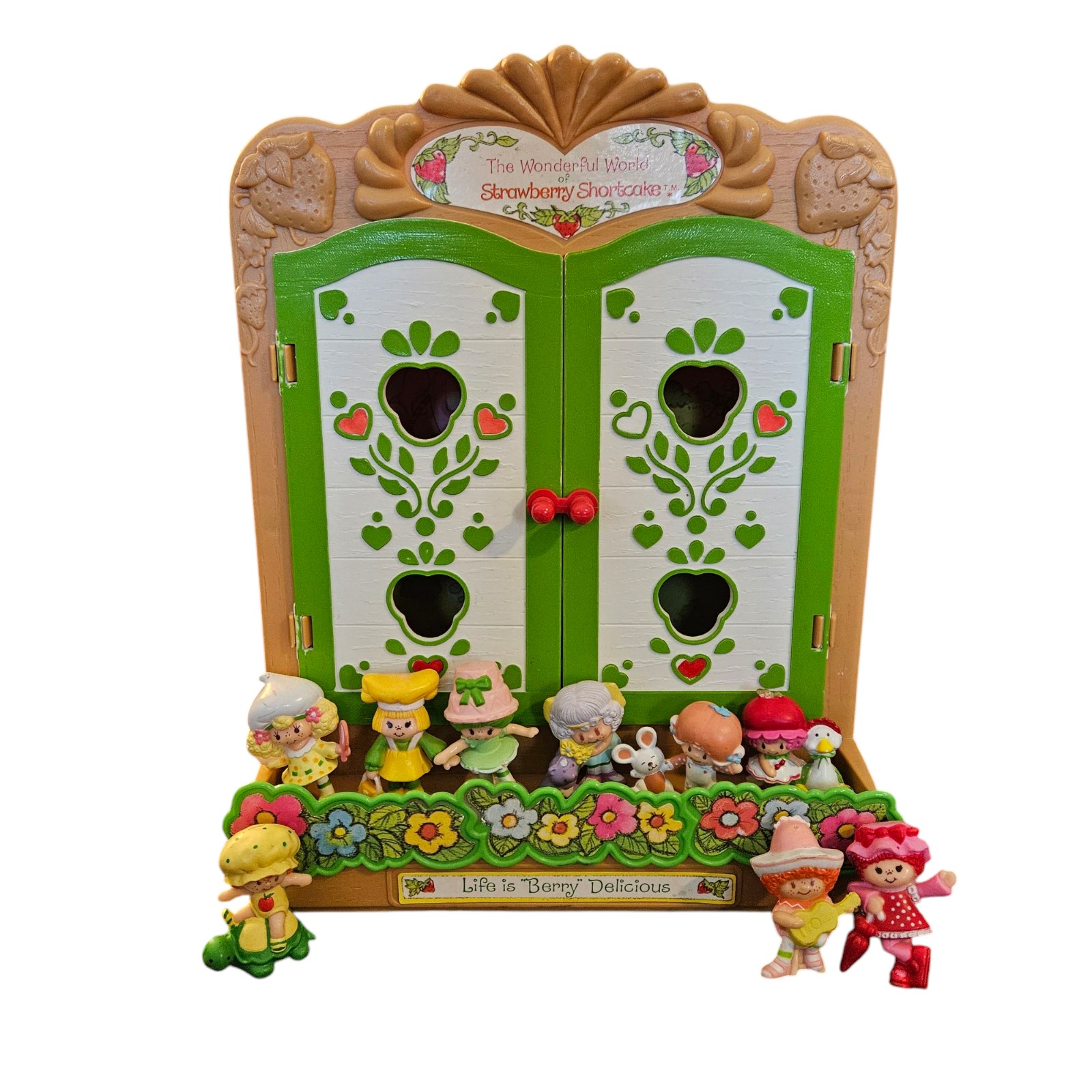 Strawberry Shortcake Display Cupboard with Toy Figures