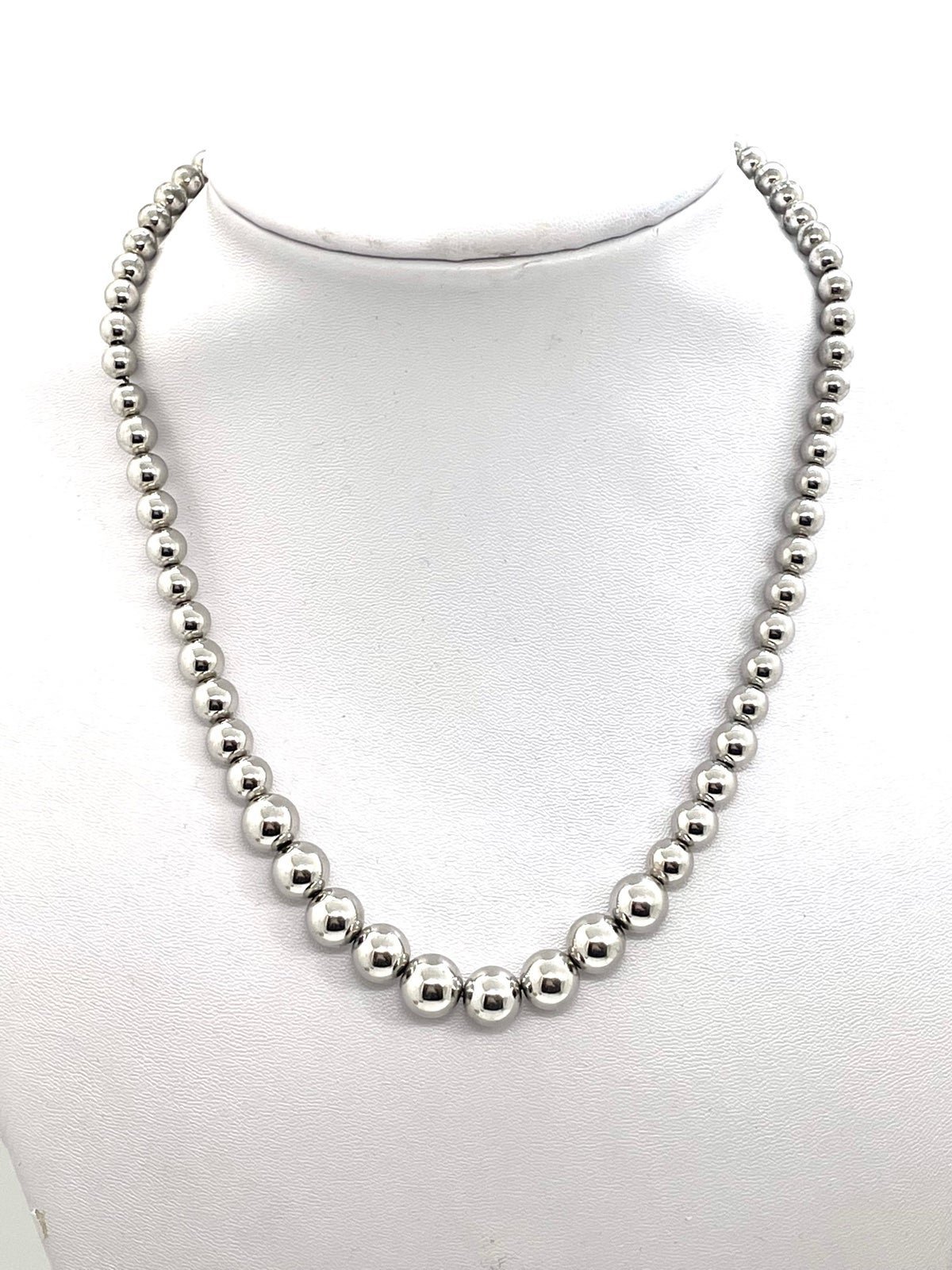 Sterling Ball Bead Necklace. 2084