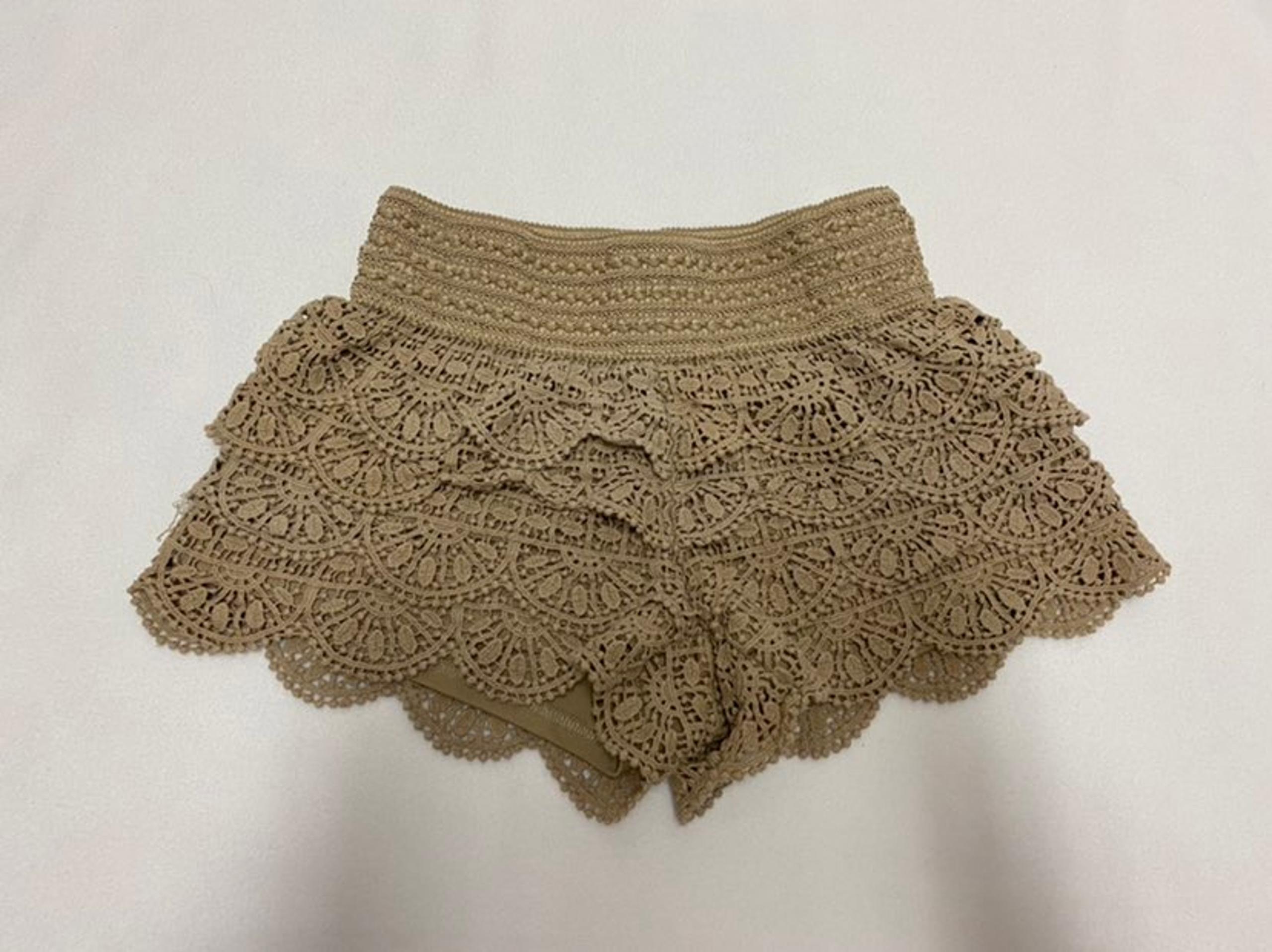 Rewind Pull on brown crochet shorts xs
