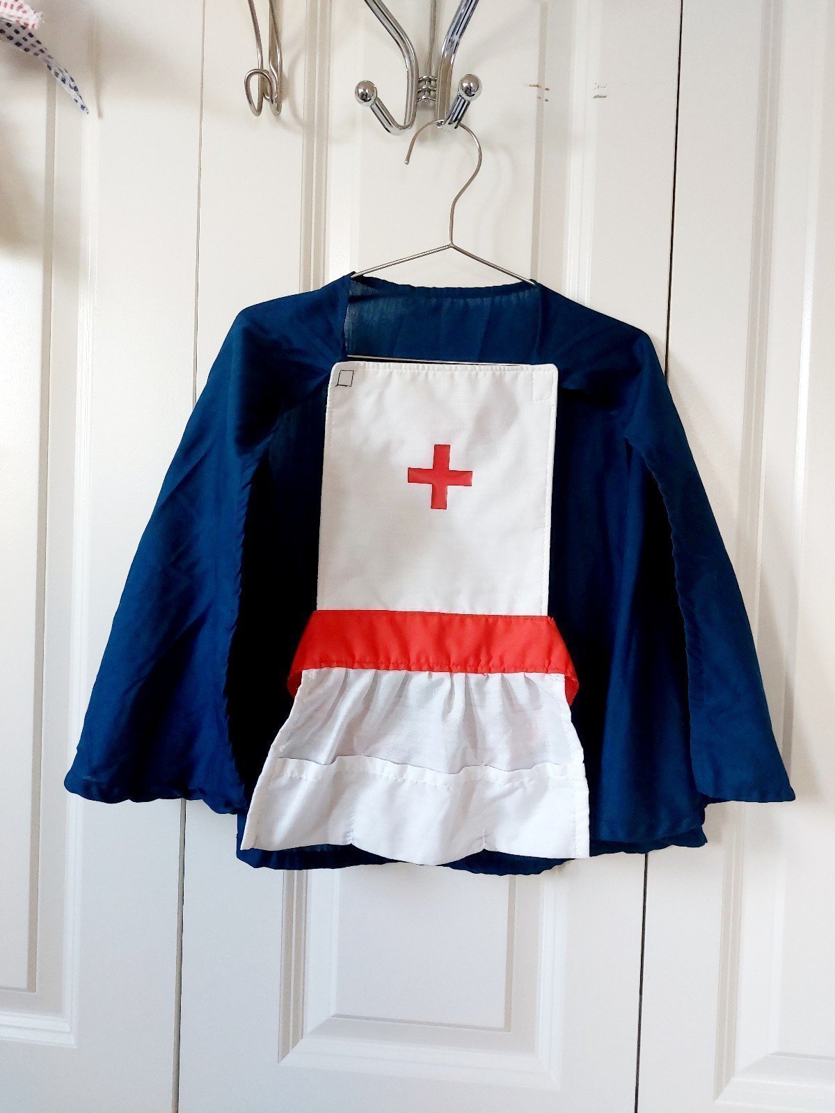 WW2 Red Cross Nurse Costume size small/medium Halloween Theater