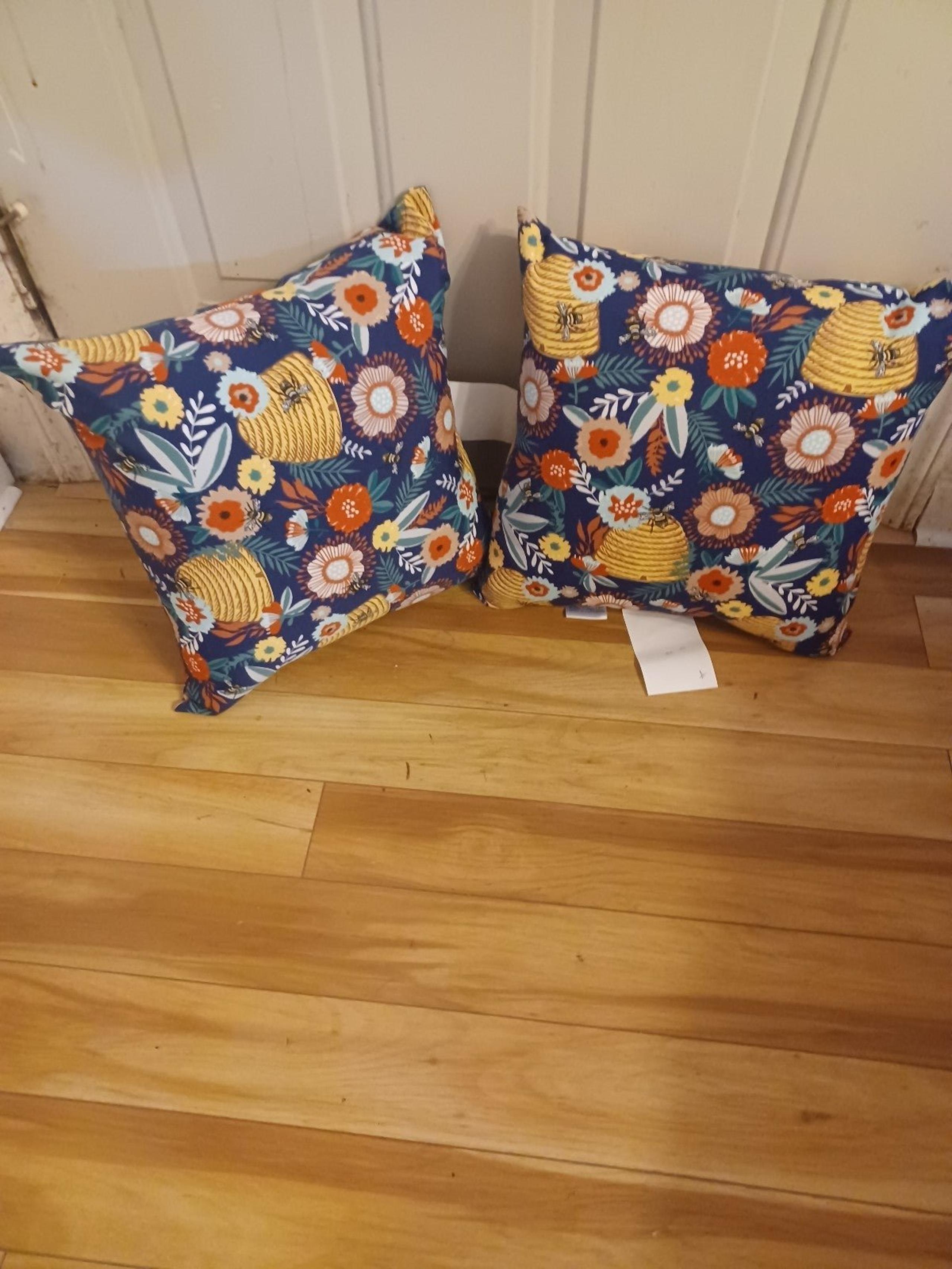 Hampton Bay pillows