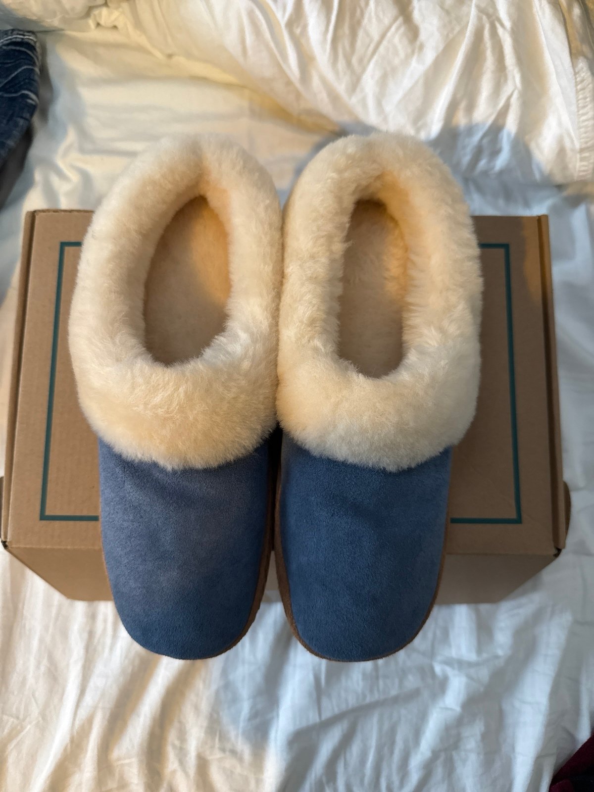 LL BEAN slippers