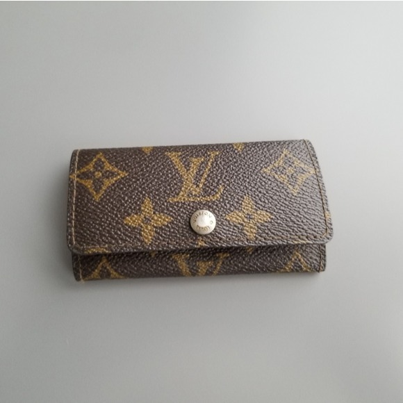 LOUIS VUITTON Classic Signature Key holder Mono print Unisex