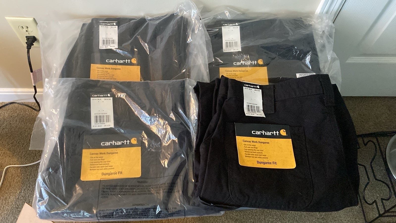 Men’s Carhartt pants bundle