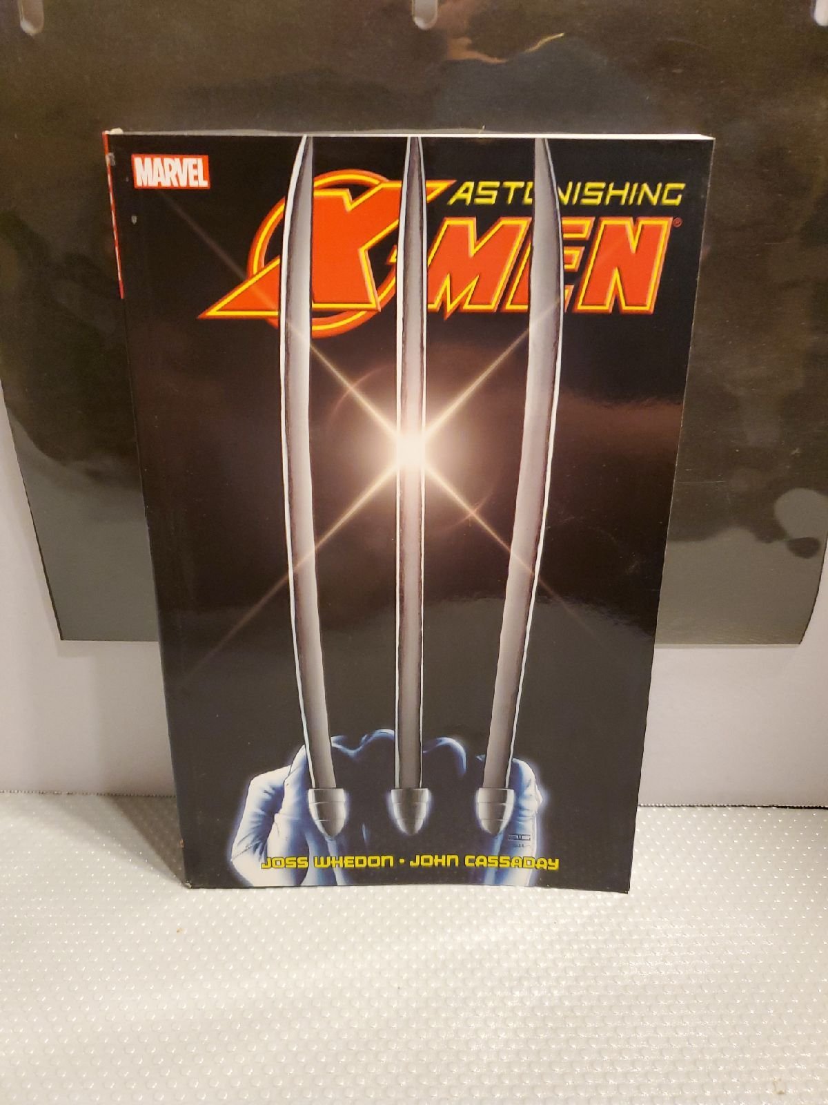 Astonishing X-Men Graphic Novel