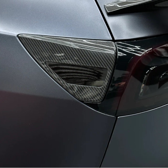 NEW 2020-2023 TESLA MODEL Y / 2017-2023 MODEL 3 REAL CARBON FIBER CHARGE PORT