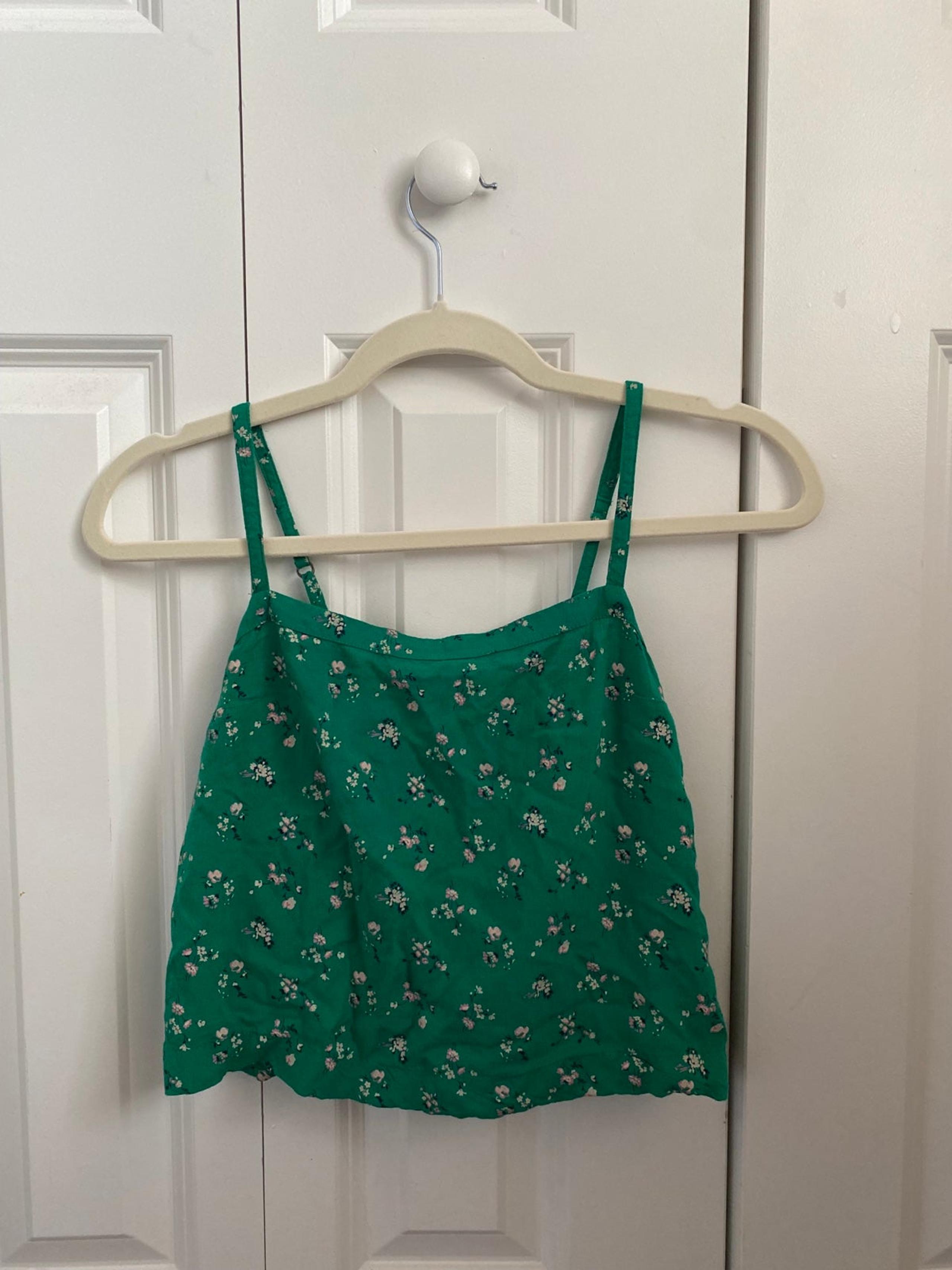 Hollister Green Floral Camisole Top Extra Small (XS) - Hollister Co.
