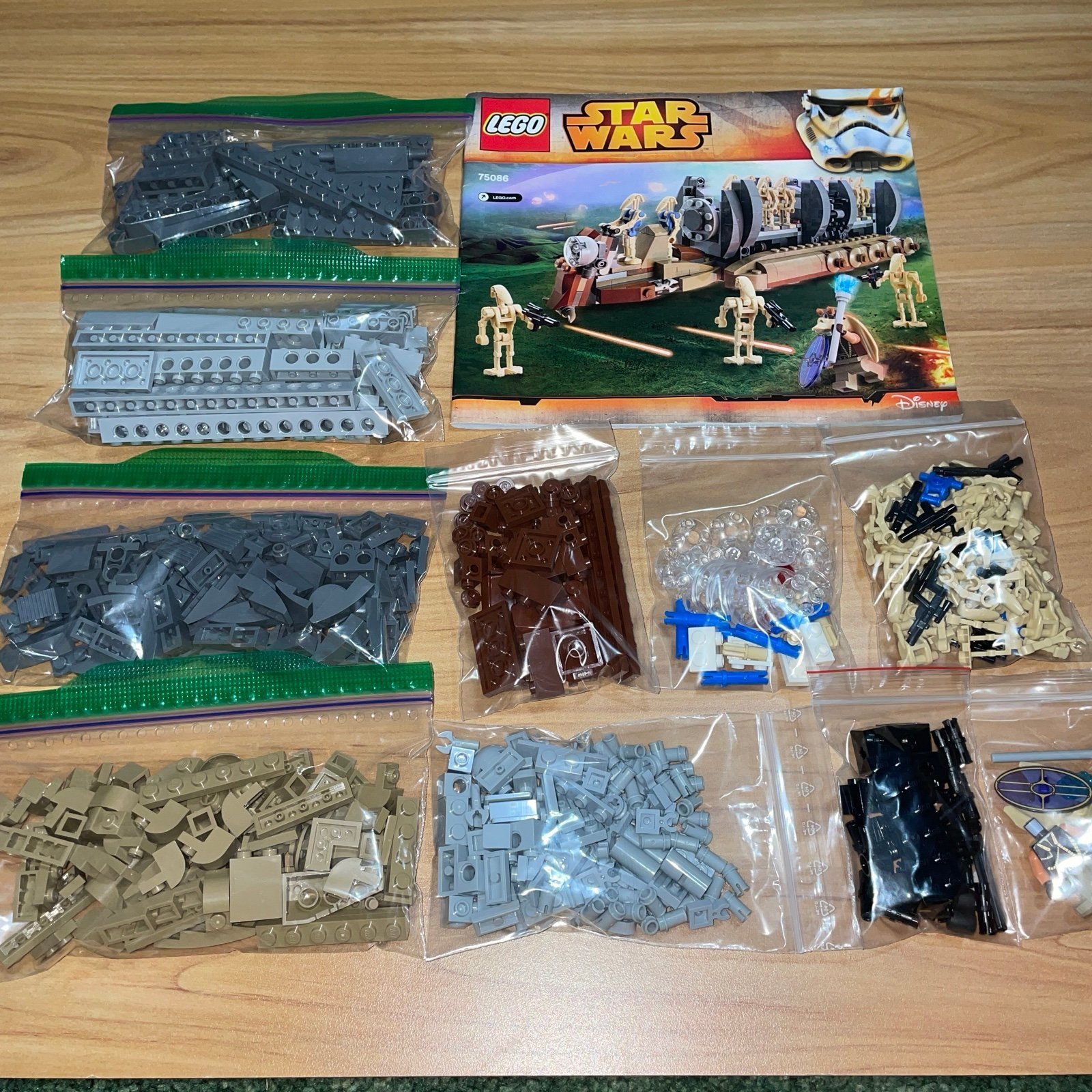 Lego Star Wars Battle Droid Troop Carrier Set 75086