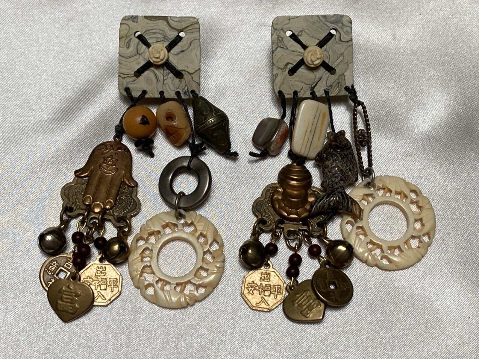 Unique Mismatched Asian-Themed Jingly Bell Charms Fashion Clip Back Earrings Vtg