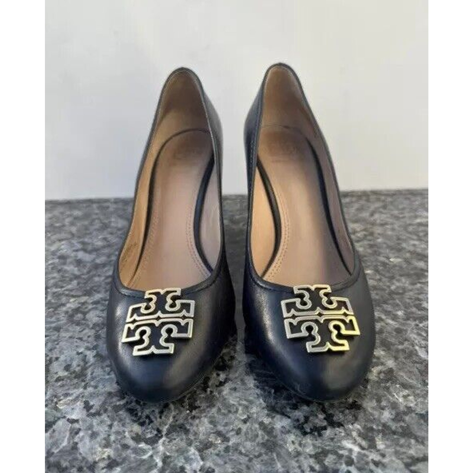Tory Burch Leather Wedge Heels Pumps Size 8.5M