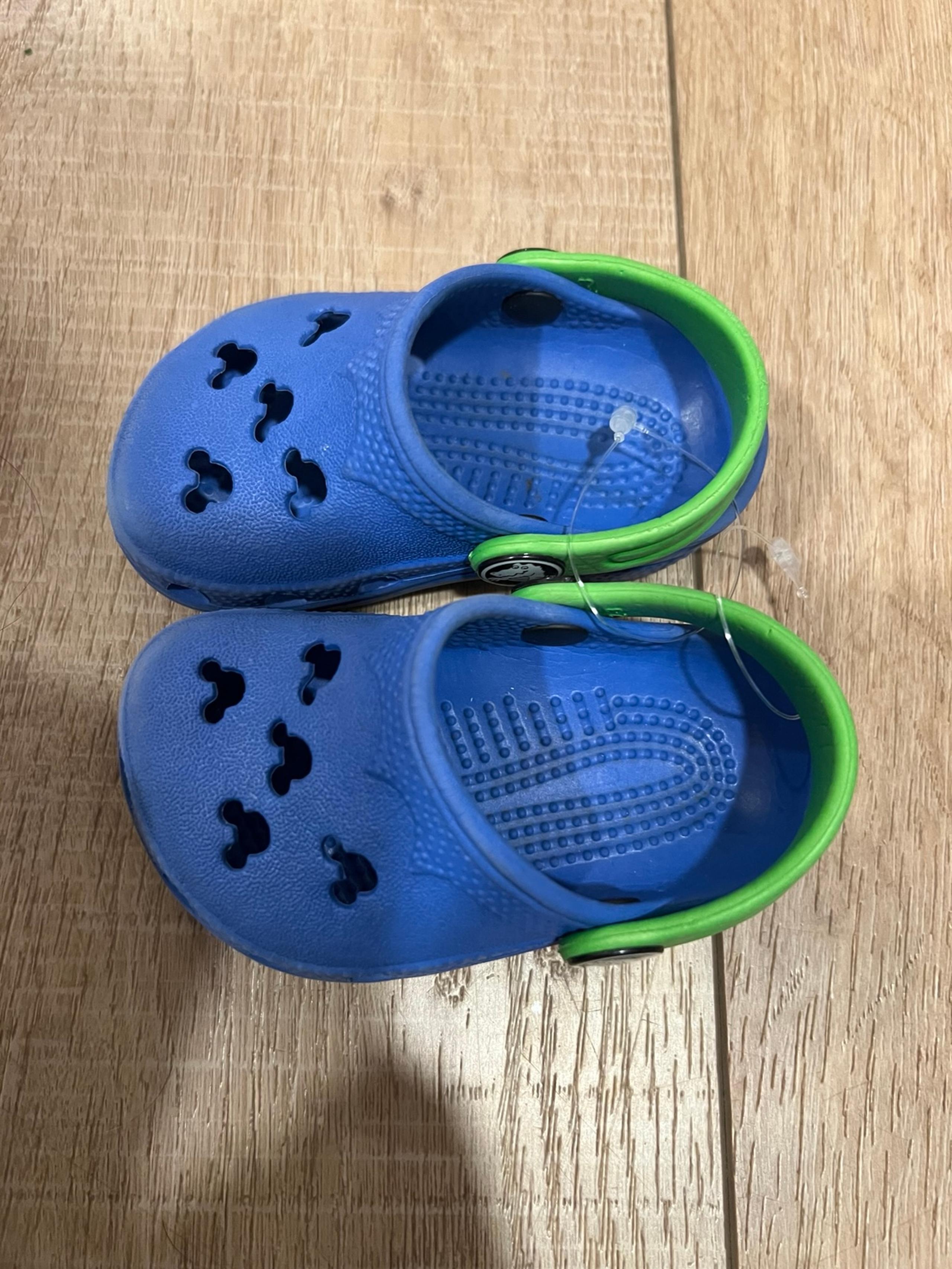 Mickey Crocs 2 3