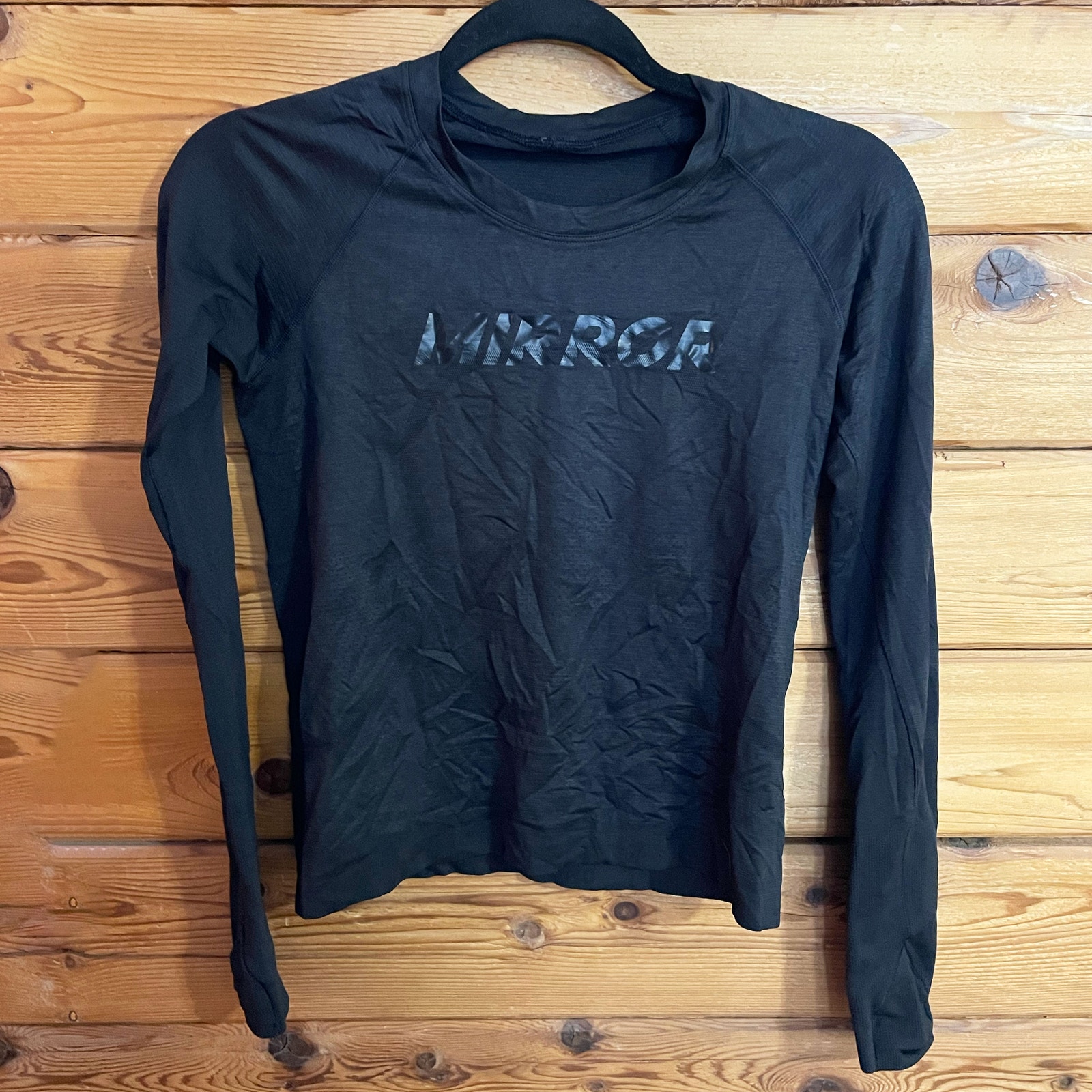 Lululemon Mirror Black Long sleeve top Size 6
