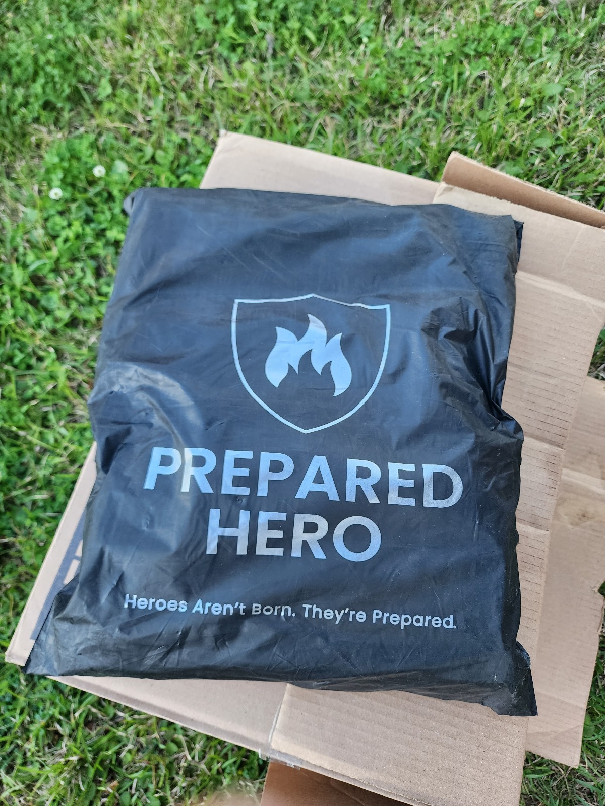 Prepared Hero 40X40 Fireblabket 8pk