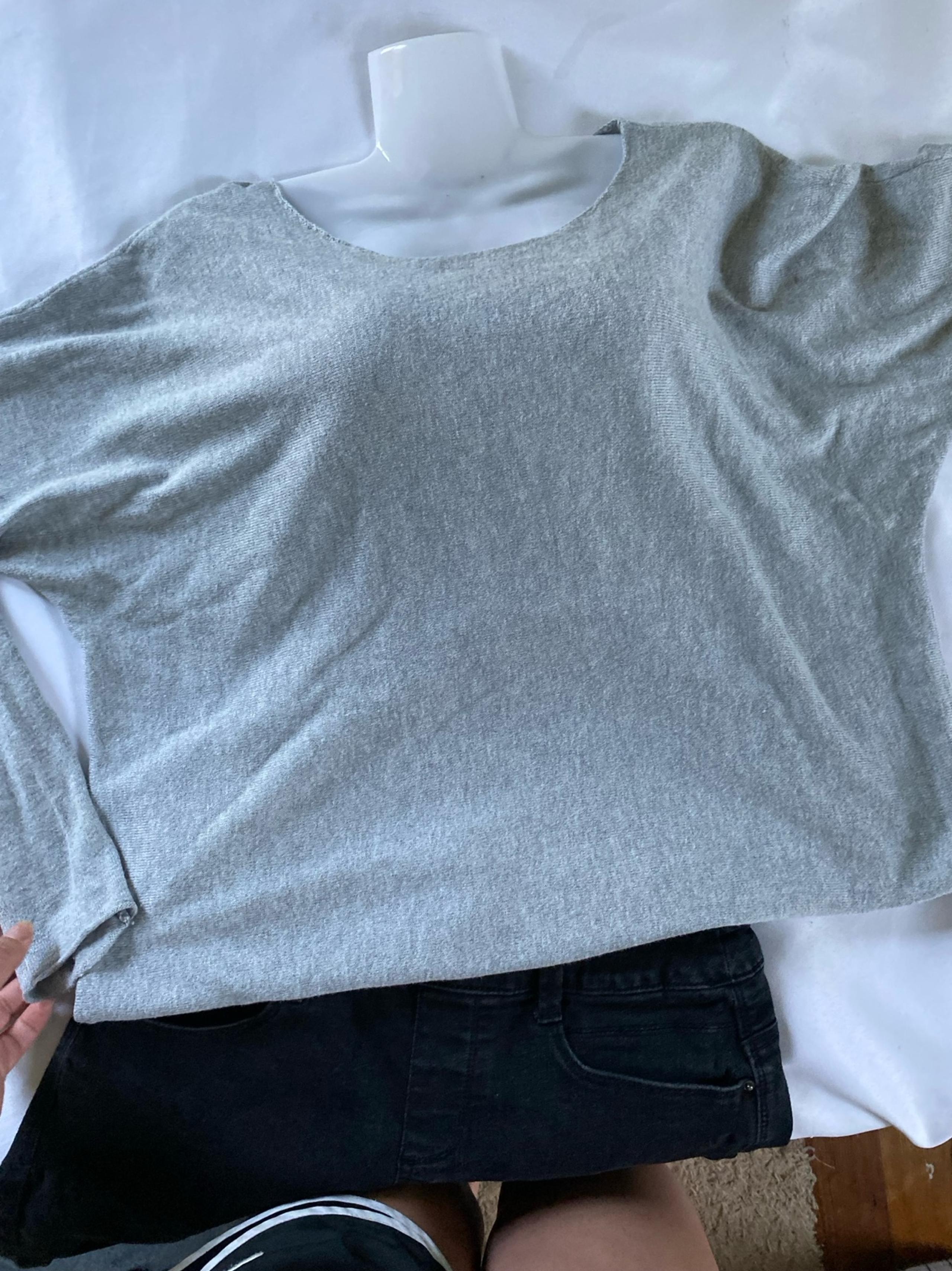 Sweater knit off shoulder Michael kors size small new - Express