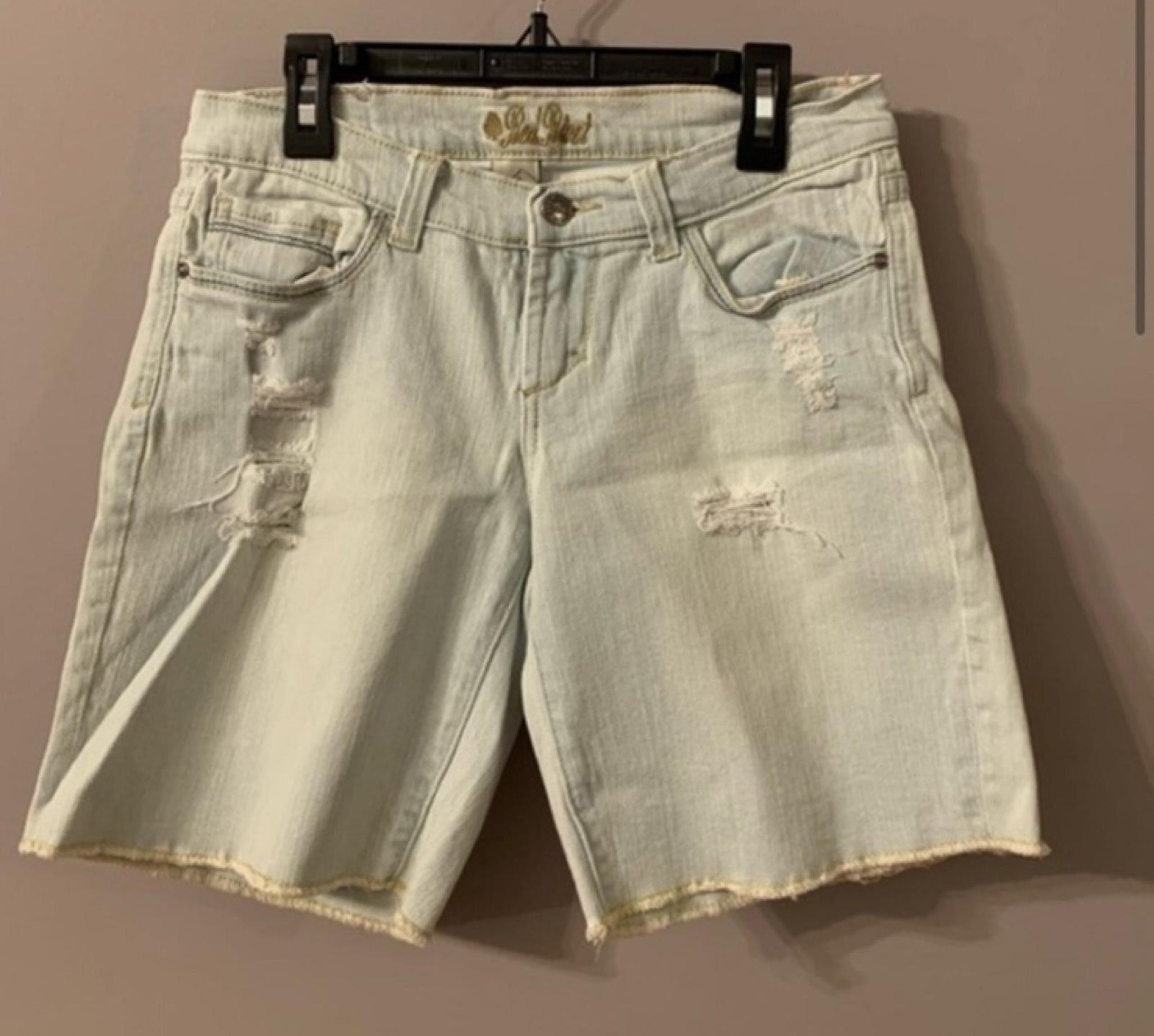681 Light wash ripped jean shorts - red rivet jeans - 3