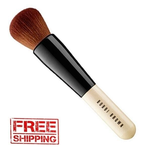 BOBBI BROWN Full Coverage Face Foundation Powder Brush -BRAND NEW