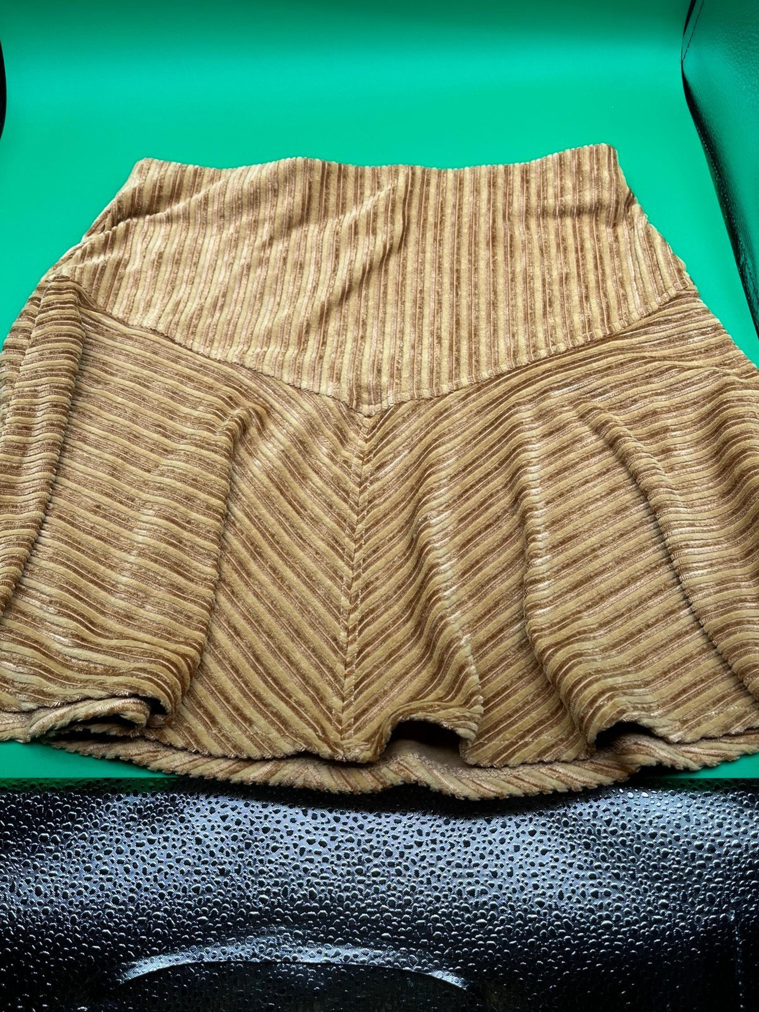 Free People Camden mini skirt in Taffy size Medium
