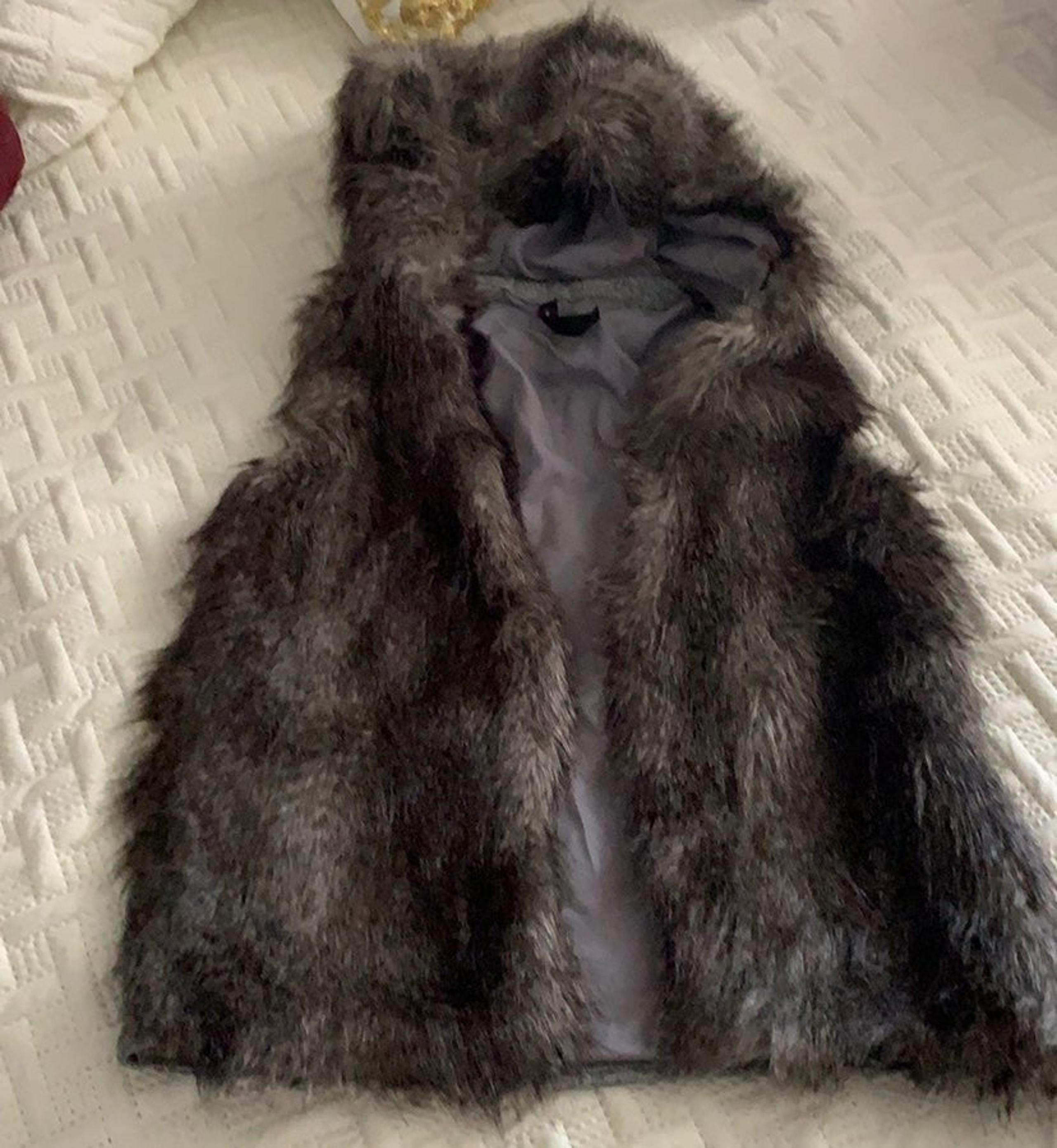 Jessica Simpson faux Fur Vest