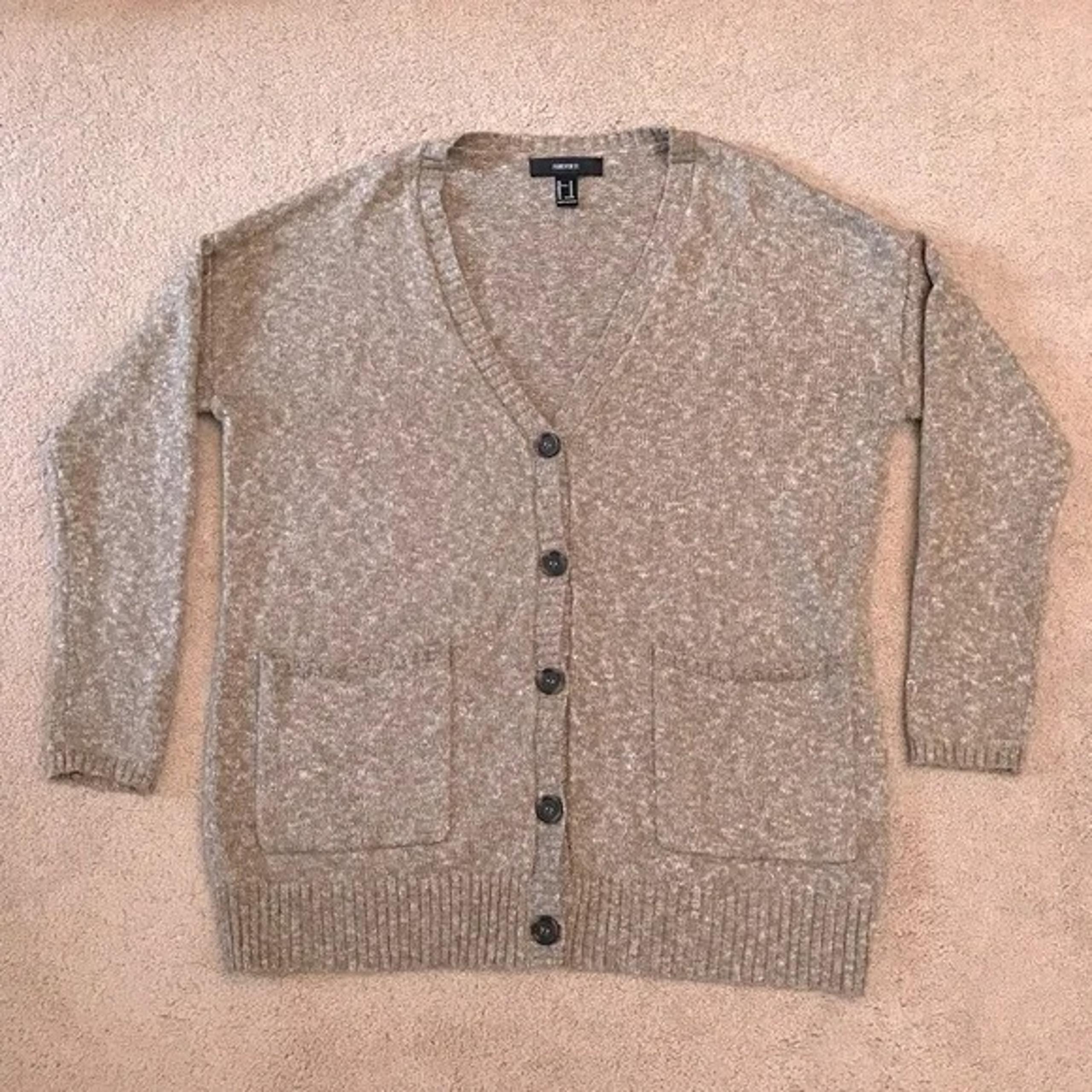 Forever 21 Oversized Cardigan Sweater Womens Medium Tan Pockets Academia Wool
