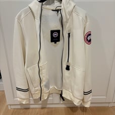Canada Goose Sweater