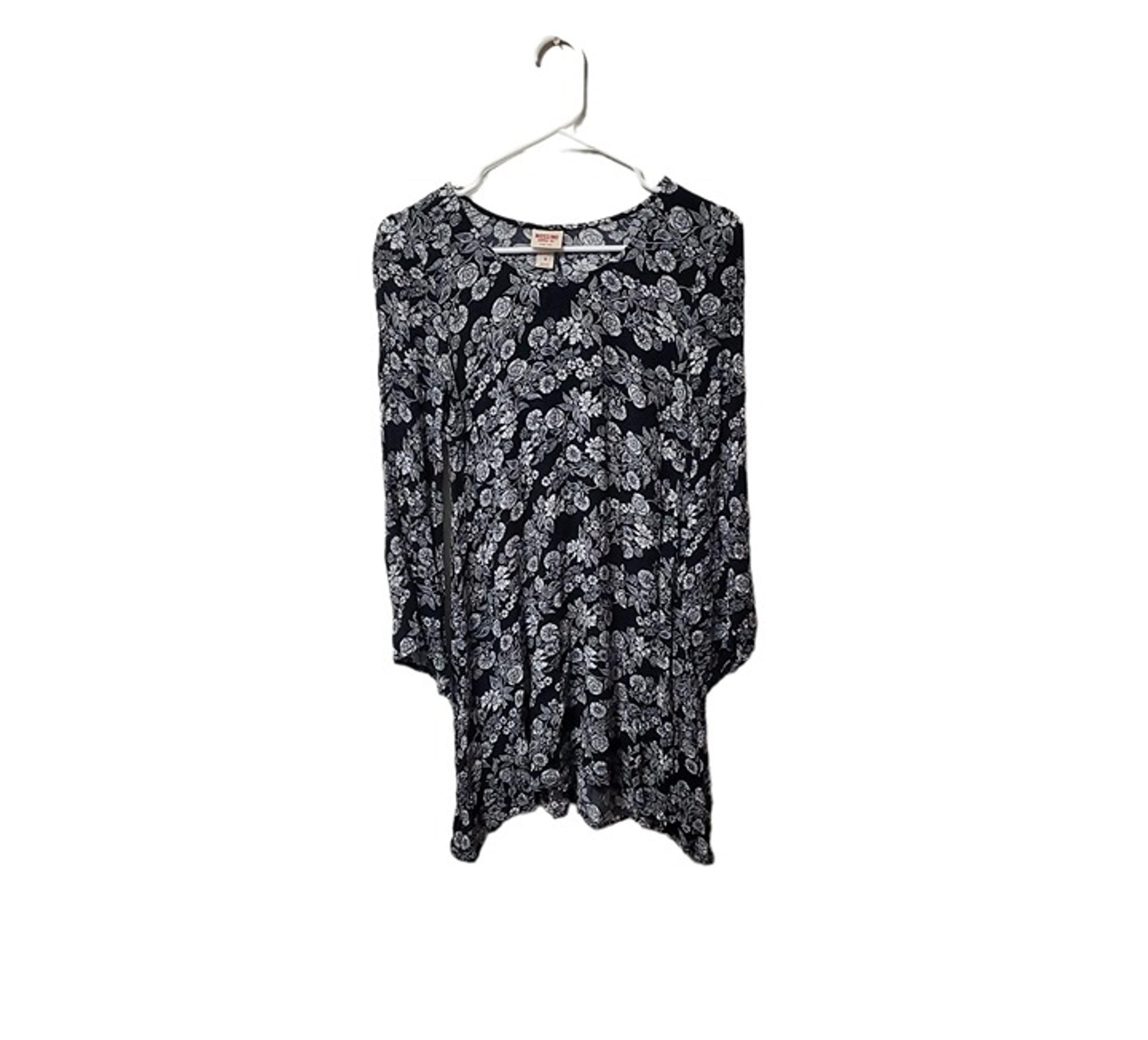 Mossimo Supply Co. Black Floral Long Sleeve Asymmetrical Tunic Sz Small