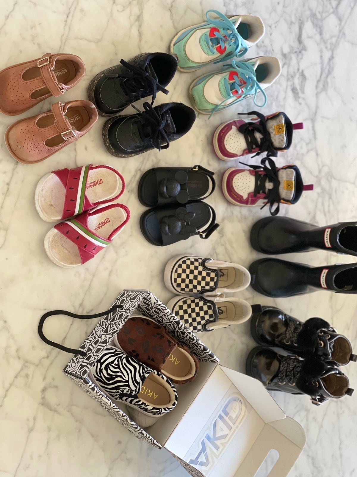 Play used toddler kids shoes bundle size 6