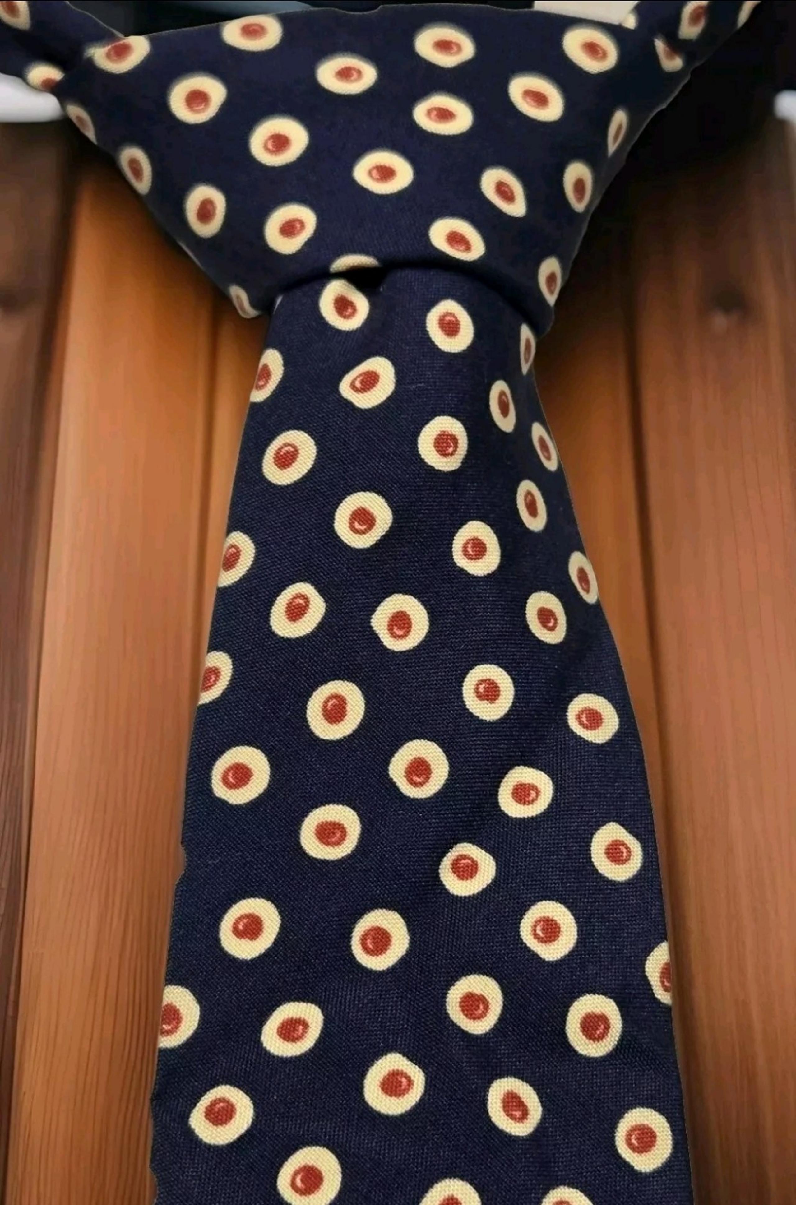 J. Crew Neck tie Men's Blue Red Yellow Round Polka Dots Pattern Silk Hand Made