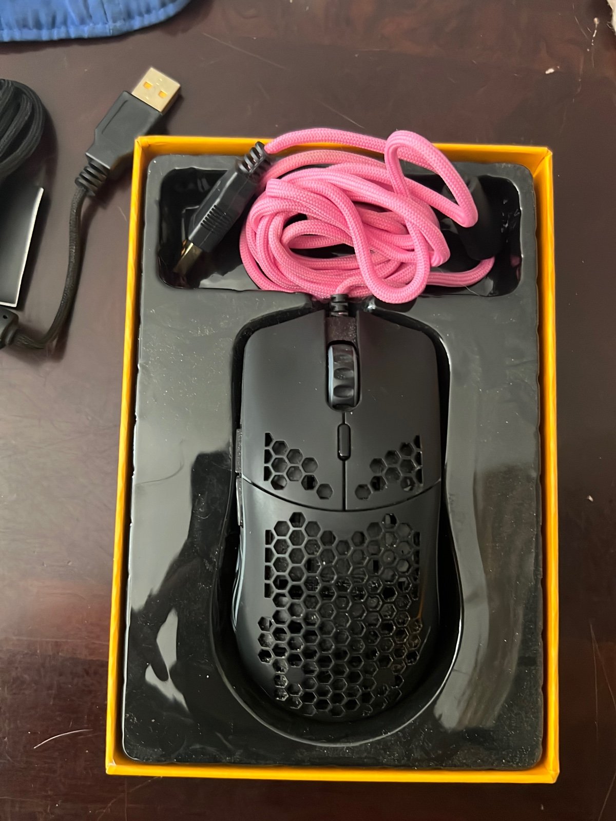 Glorious model 0- gaming mouse it’s in excellent condition