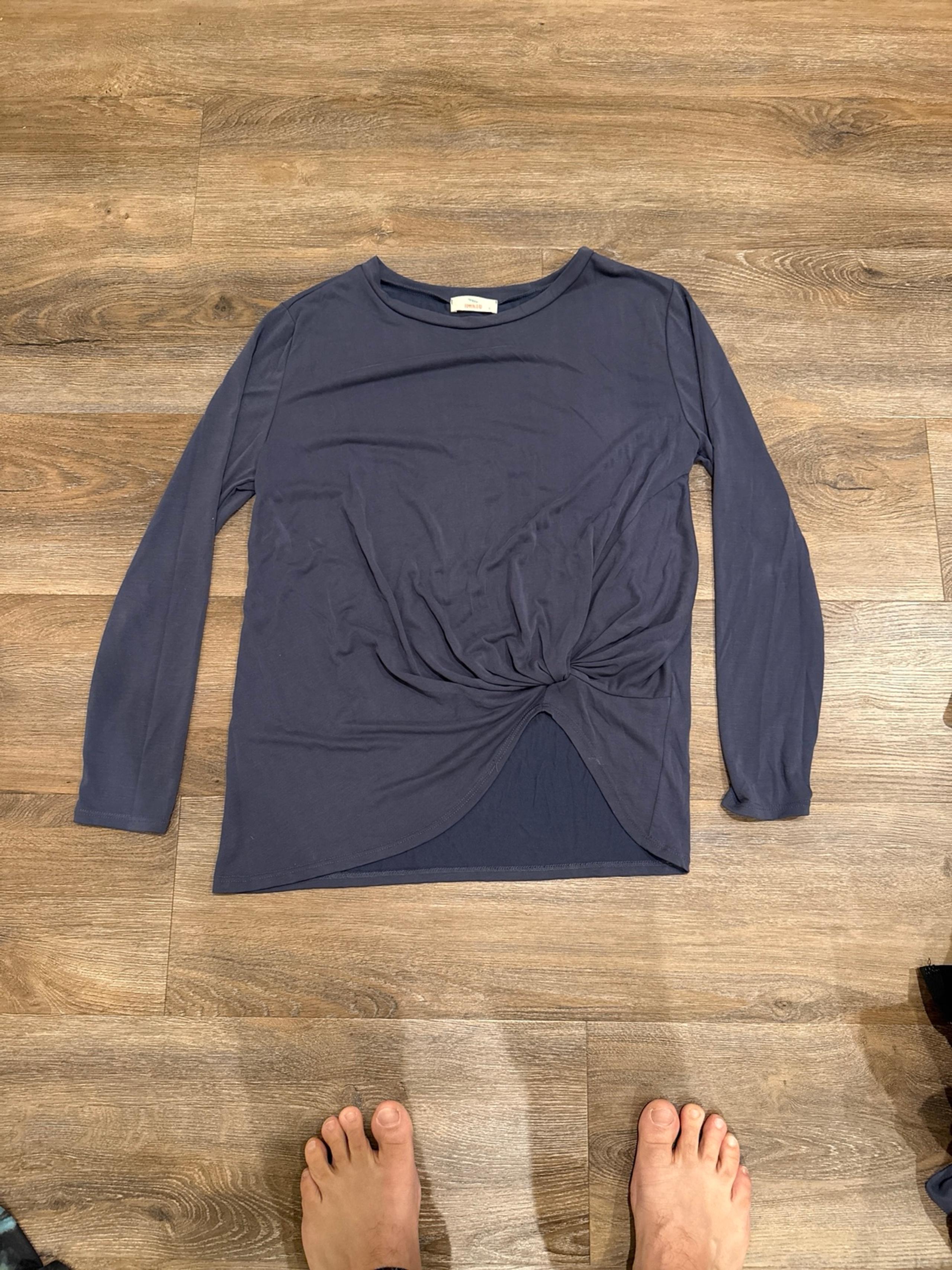 Women’s long sleeve shirt