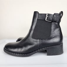 Gentle Souls by Kenneth Cole Booties Black Leather Zip Ankle Chelsea Boots 8.5