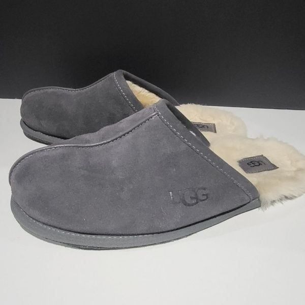 Ugg Men's Gray Scuff Slippers